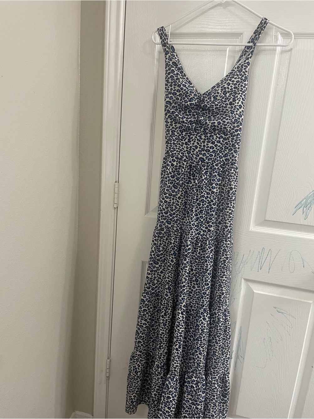 Sleeveless Blue and White Leopard Print Maxi Dress